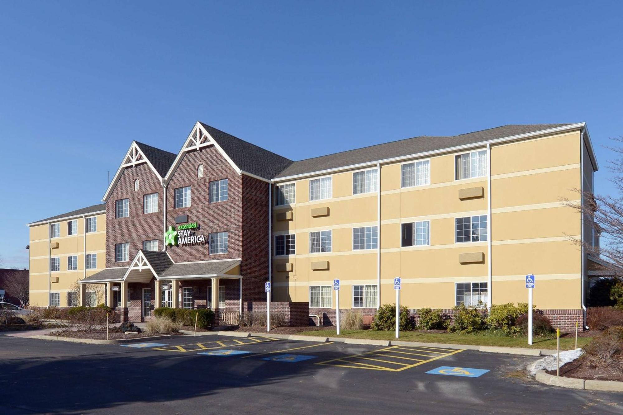 Extended Stay America Select Suites - Providence - Airport Уорик Екстериор снимка